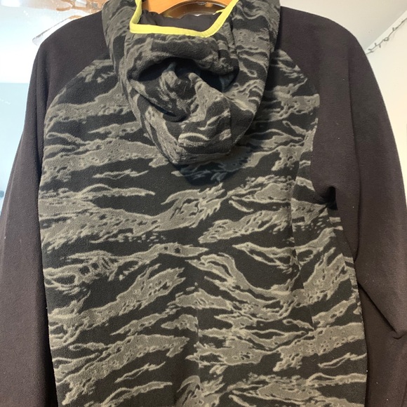 Reversible North Face - Picture 7 of 14